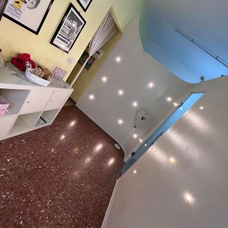 Casa Riri Bed and Breakfast San Benedetto del Tronto Buitenkant foto