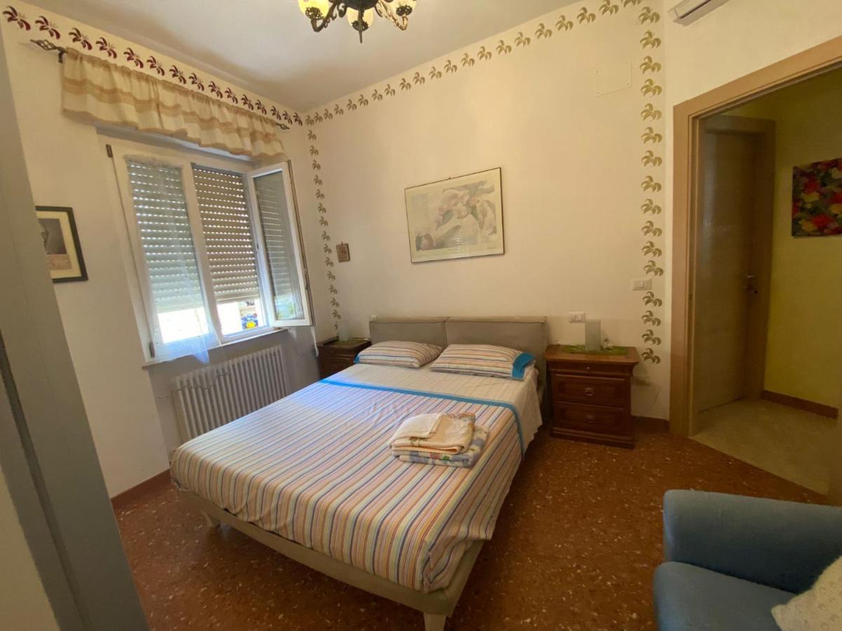 Casa Riri Bed and Breakfast San Benedetto del Tronto Buitenkant foto