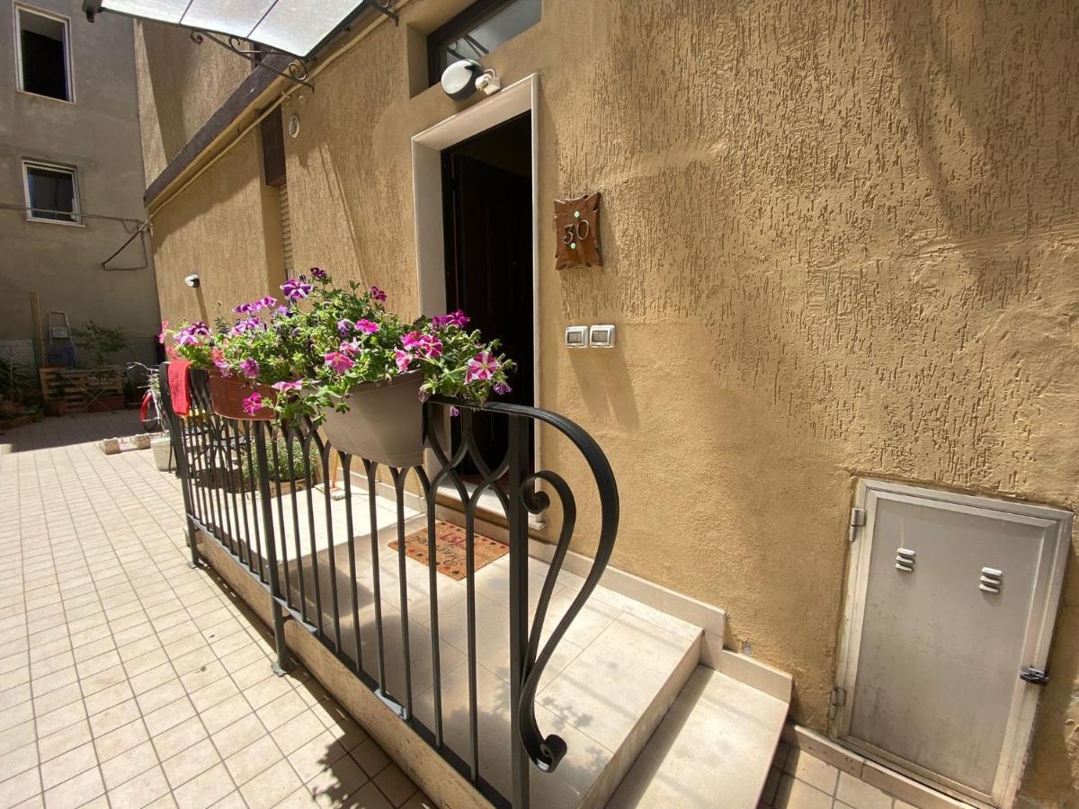 Casa Riri Bed and Breakfast San Benedetto del Tronto Buitenkant foto