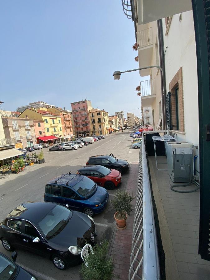 Casa Riri Bed and Breakfast San Benedetto del Tronto Buitenkant foto