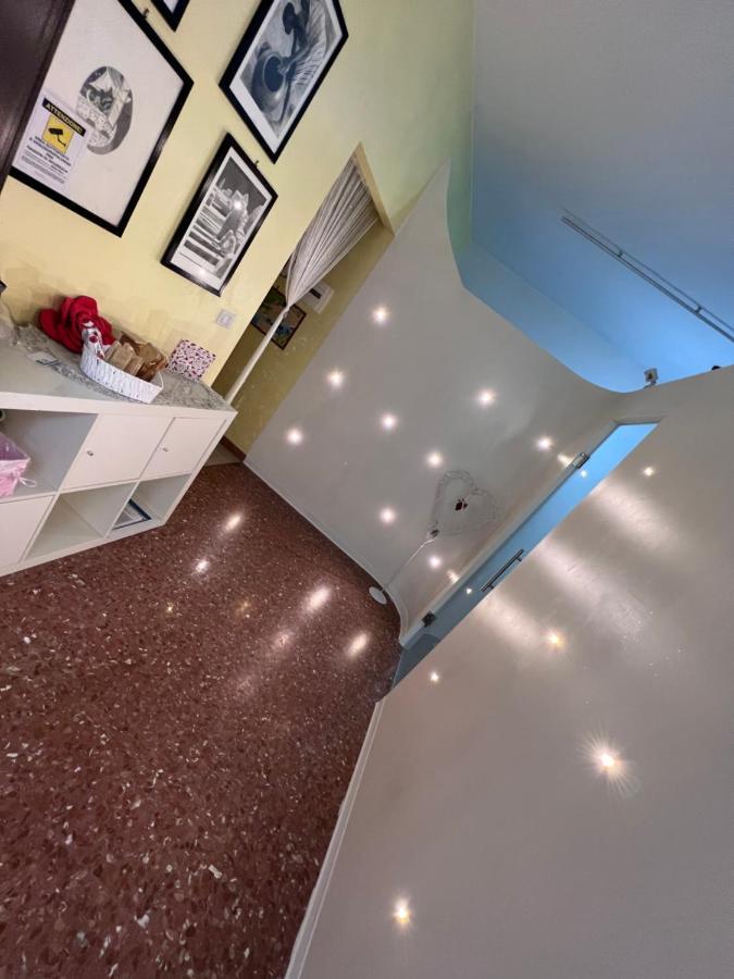 Casa Riri Bed and Breakfast San Benedetto del Tronto Buitenkant foto